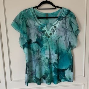 Denver Hays Green Top in XL